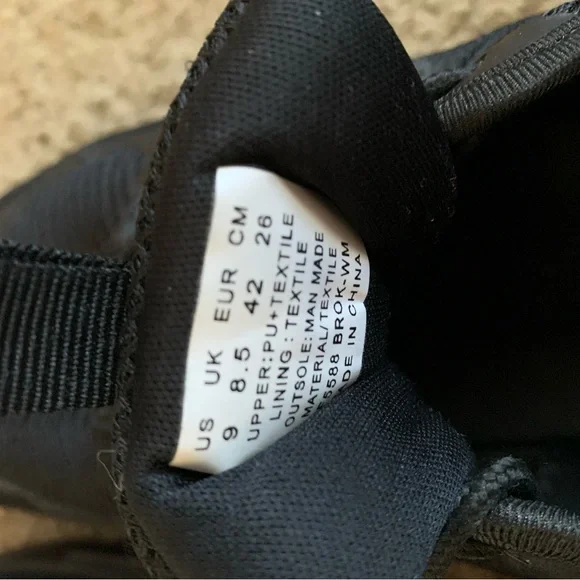 Reek Unisex Black Sneakers - Picture 4 of 4